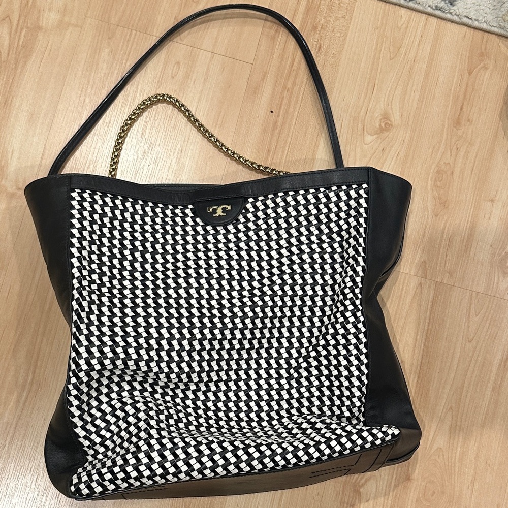 Rare Tory Burch woven Black and White Tote Bag